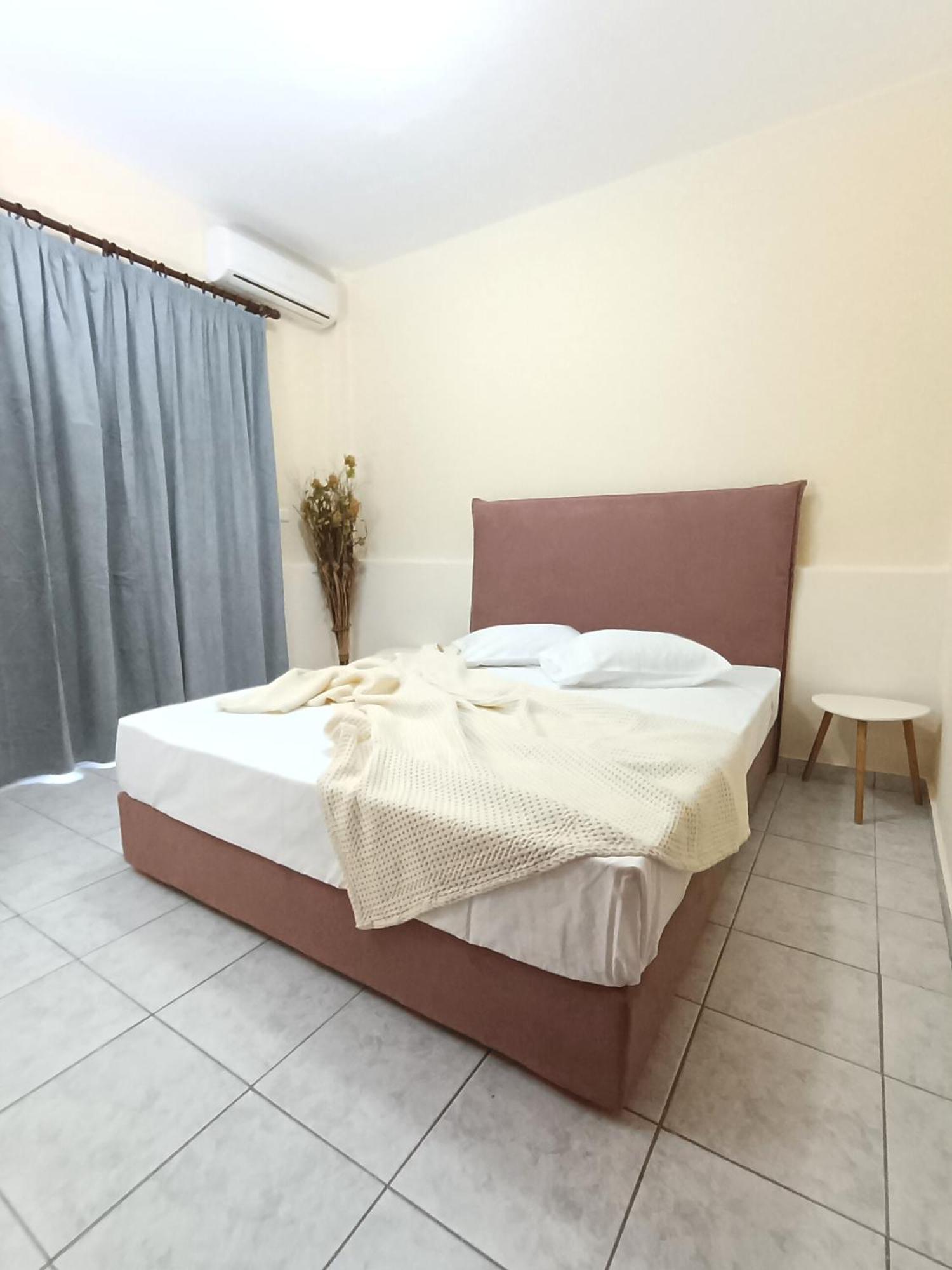Giorgos Apartments. Skála Foúrkas エクステリア 写真
