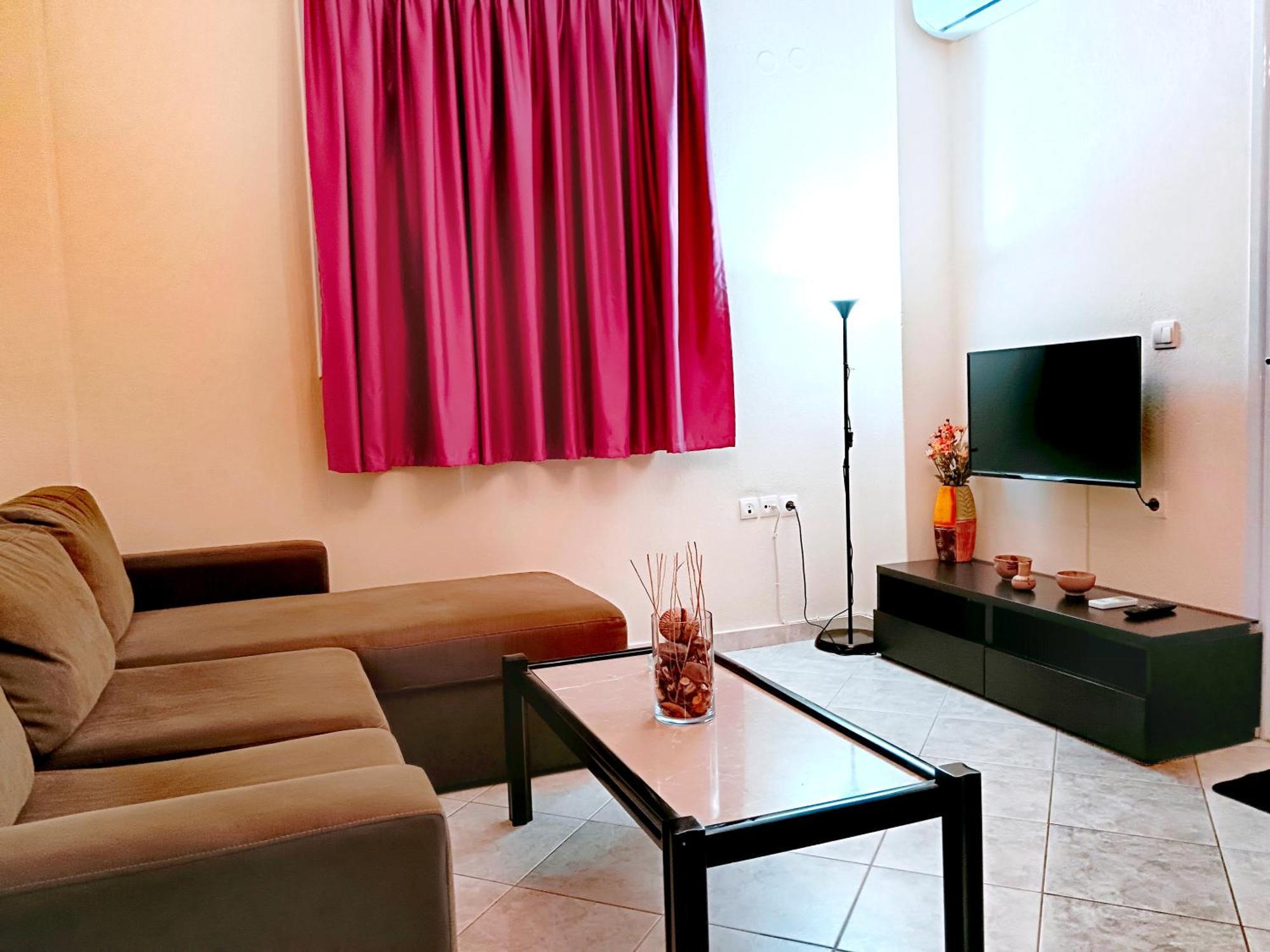 Giorgos Apartments. Skála Foúrkas エクステリア 写真