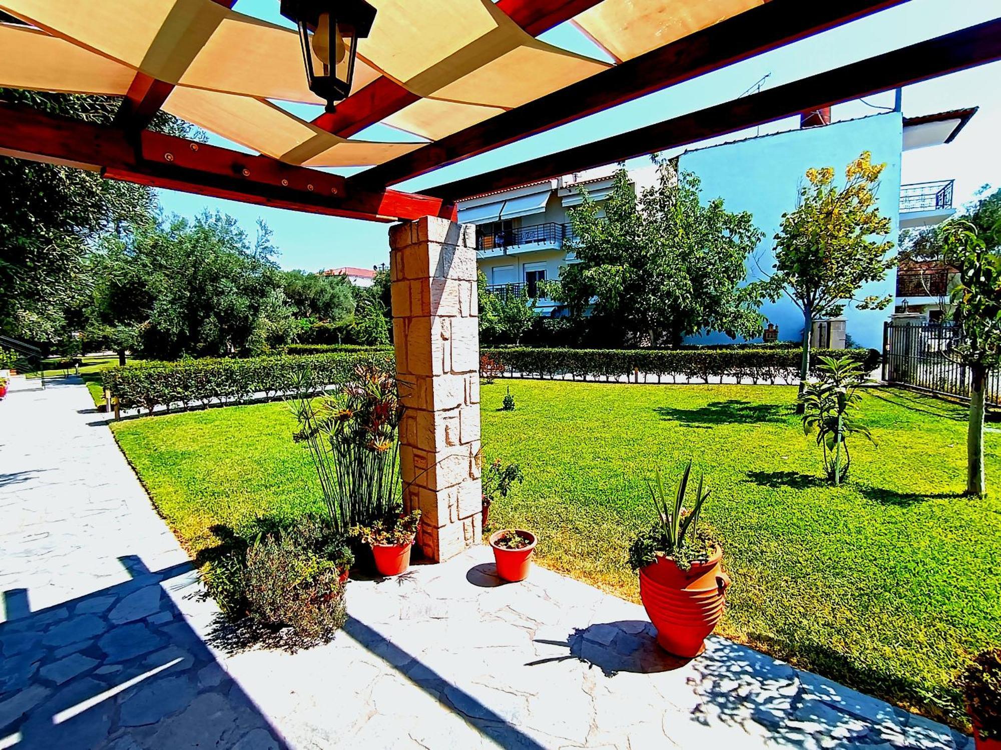 Giorgos Apartments. Skála Foúrkas エクステリア 写真